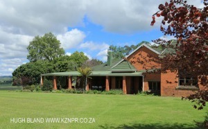 KARKLOOF - Colborne Farm House) (7)