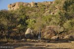 bambatha-rock-memorial-s-28-54-864-e30-33-503-elev-891m-17