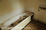 Blarney Cottage - interior bathroom