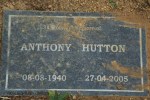 camperdown - Church of thr Resurrection - Grave - Anthony Hutton 2005
