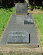 Currys-Post-St-Pauls-Church-grave-Frank-Eleanora-Peveril-Curry-3
