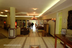 Cathedral Peak Hotel Main entrance