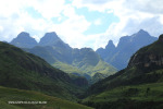 Cathedral Peak Hotel Mountain views (10)..