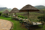 Cathedral Peak Hotel pool area (2)