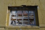 durban-point-mahatma-gandi-yellow-building-facade-s29-52-31-e31-02-24