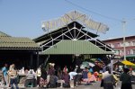 warrick-early-morning-market-s29-51-305-e-31-00650-elev-16m-9