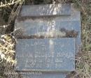 Himeville Cemetery - grave Enid and Allan Hipkin)