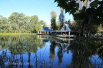 Kamberg - Cleopatra Mountain Lodge - lakeside view - lounge and dining areas (10)