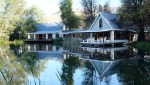 Kamberg - Cleopatra Mountain Lodge - lakeside view - lounge and dining areas (34)