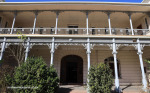 Ladysmith-NGR-Building-1903-veranda-detail2