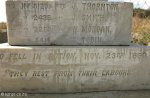 estcourt-willow-grange-gravesites-p173-pte-j-bensonj-newtonj-thorntonj-smithw-morgans-tobin-s-29-05-923-e-29-55-327-elev-1522m