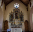 Oetting Mission Altar and side chapel (2)