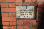 Reichenau-grave-yard-and-grave-Sr-A-Zinti-1918