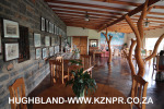Spionkop-lodge-interior-bar-and-dining-room-3