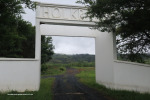 holkrans-farm-gate-and-hugh-1