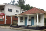 Umzinto North - Main street old house - 30.18.45 S 30.39.43 E