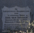 WEENEN-Cemetery-grave-Arie-Zuvdam-