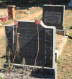 WEENEN-Cemetery-grave-Elizabeth-and-Theuns-Van-Rooyen-251