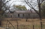 weenen-derelict-house-s28-50-996-e-30-04-685-elev-859m-2