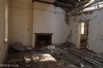weenen-derelict-house-s28-50-996-e-30-04-685-elev-859m-6