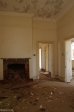 weenen-derelict-house-s28-50-996-e-30-04-685-elev-859m-9