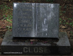 Westville-Cemetery-grave-Close-1977-95